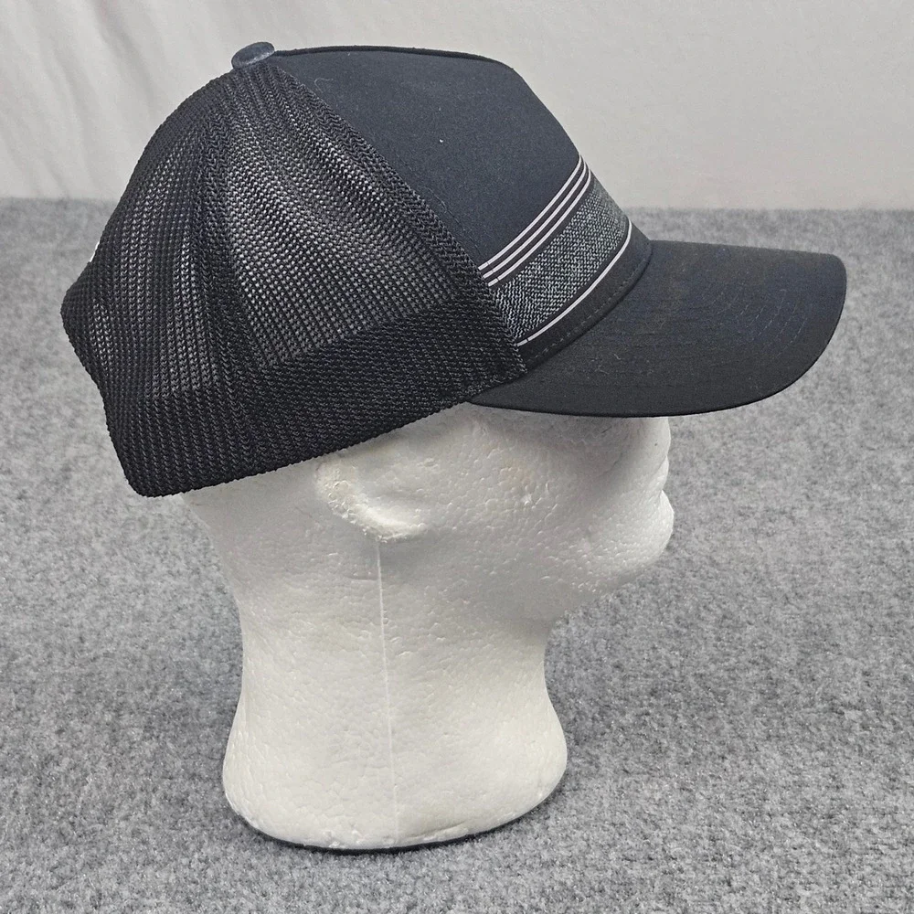 TravisMathew Hat Mens Cap Black‎ Striped Flexfit Eldorado Golf Flexfit Minimal